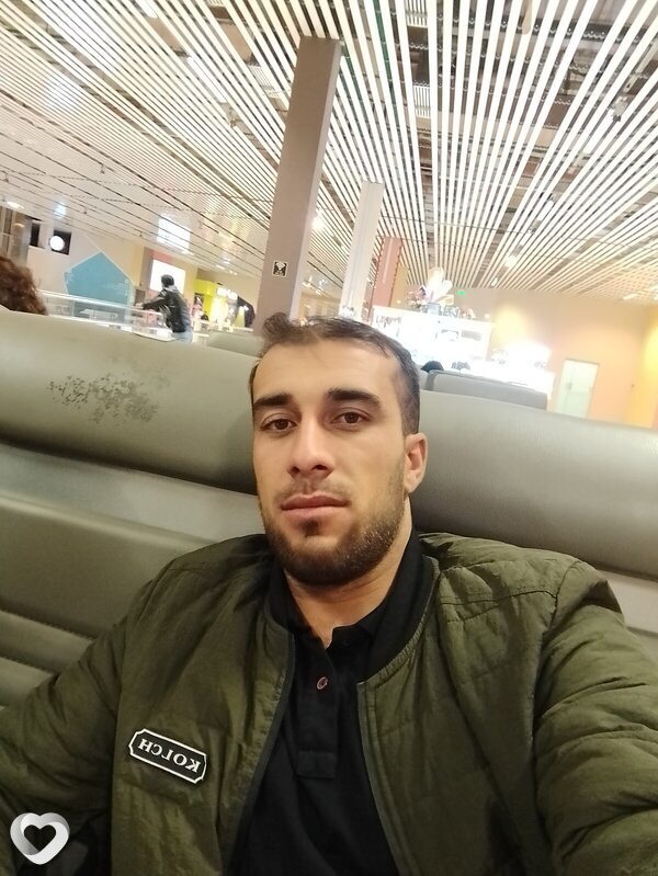 Назар, 31, Екатеринбурге — анкета №1313445