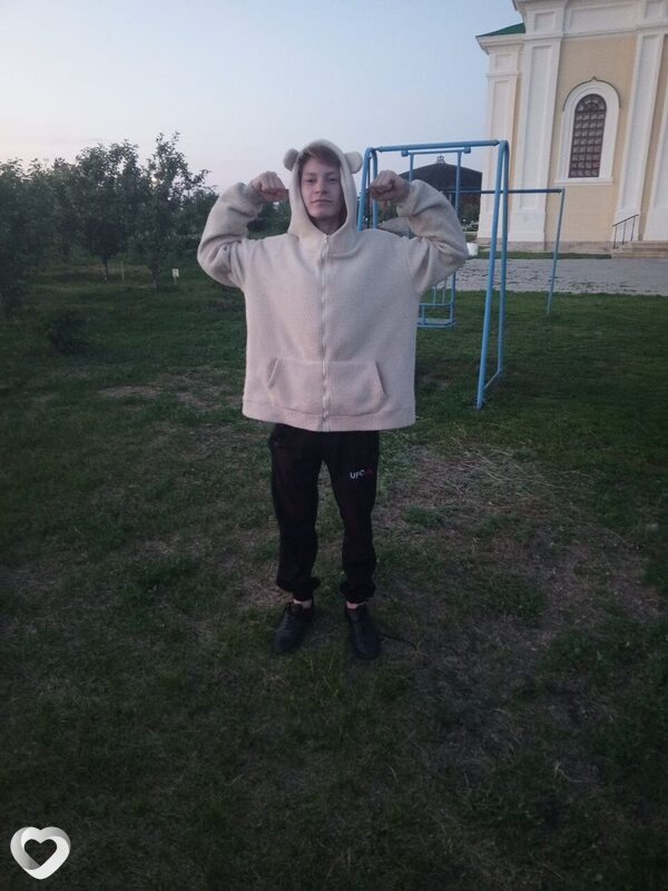 Илья, 25, Оренбурге — анкета №1313534