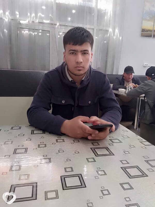 Jjjj, 27, Иркутске — анкета №1313710