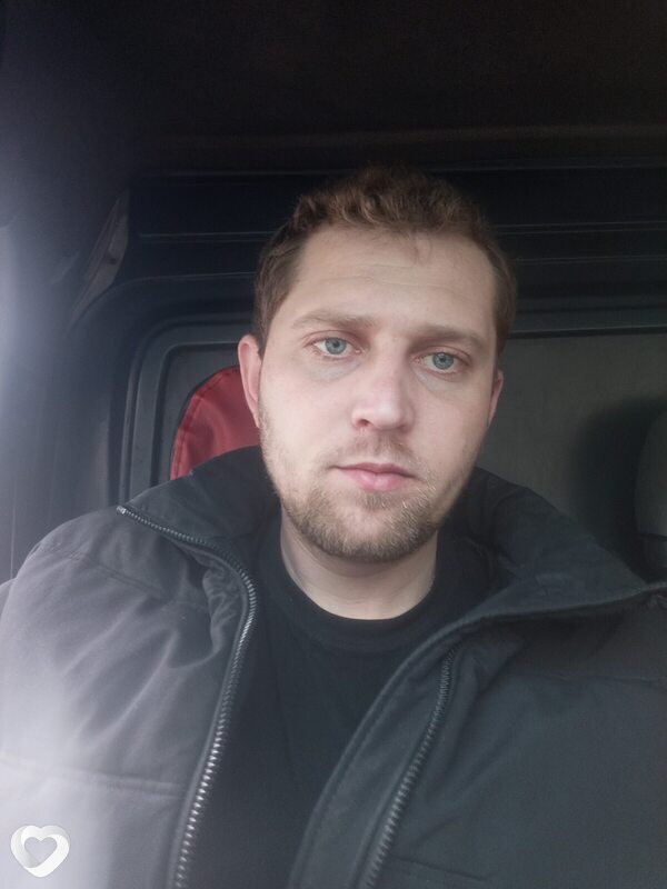 Максим, 28, Павлограде — анкета №1314067