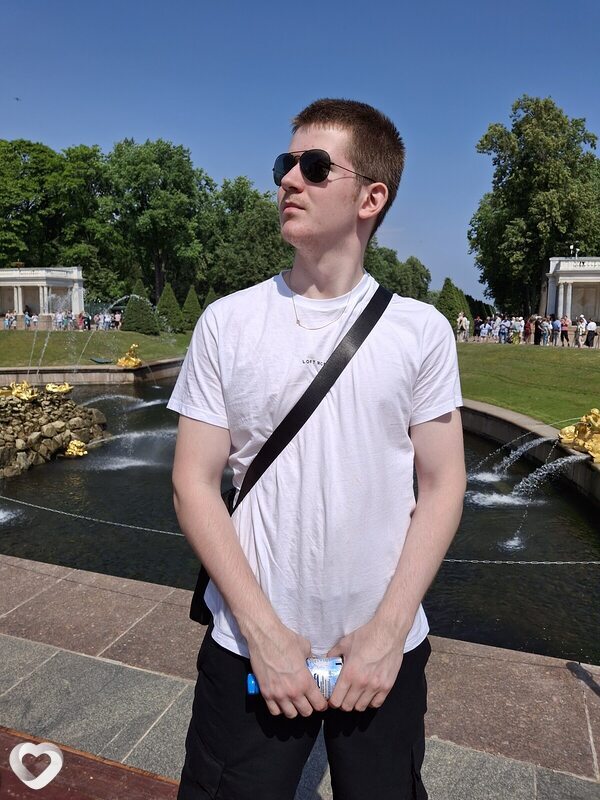 Александр, 20, Москве — анкета №1314014