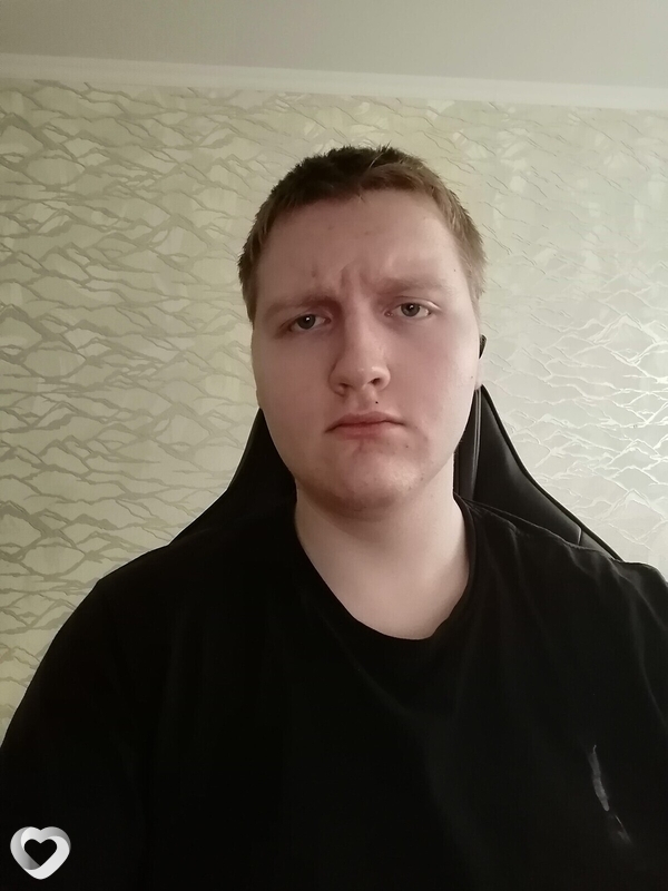 Саша, 21, Красноярске — анкета №1314980