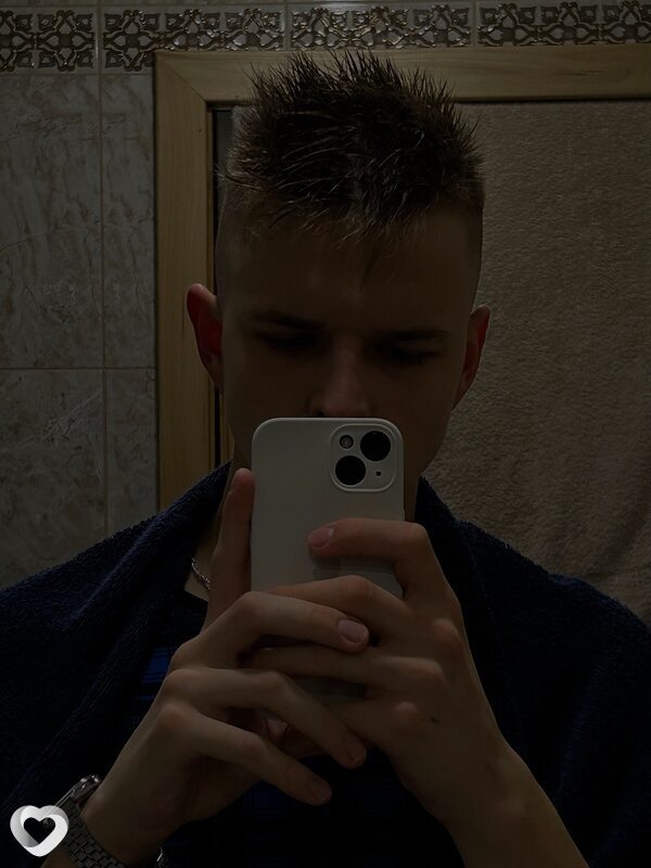 Александр, 20, Перми — анкета №1315437