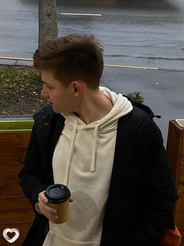 Глеб, 22, Москве — анкета №1315616