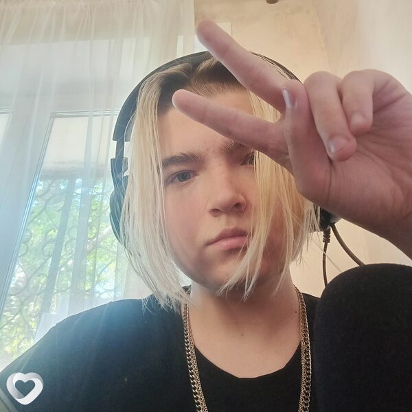 Александр, 20, Самаре — анкета №1315621