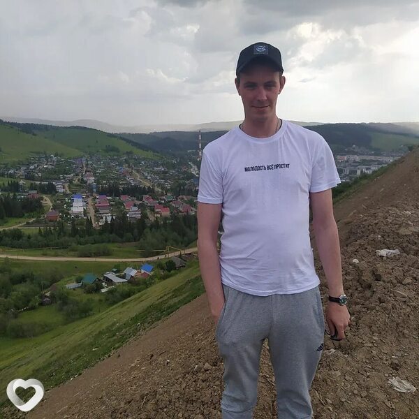 Виталий, 30, Торезе — анкета №1315897