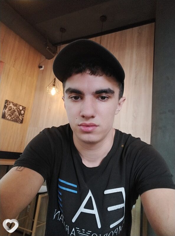 Андрей, 20, Кишинёв — анкета №1316777