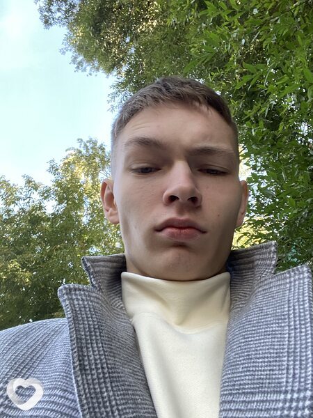 Кирилл, 25, Архангельске — анкета №1316802