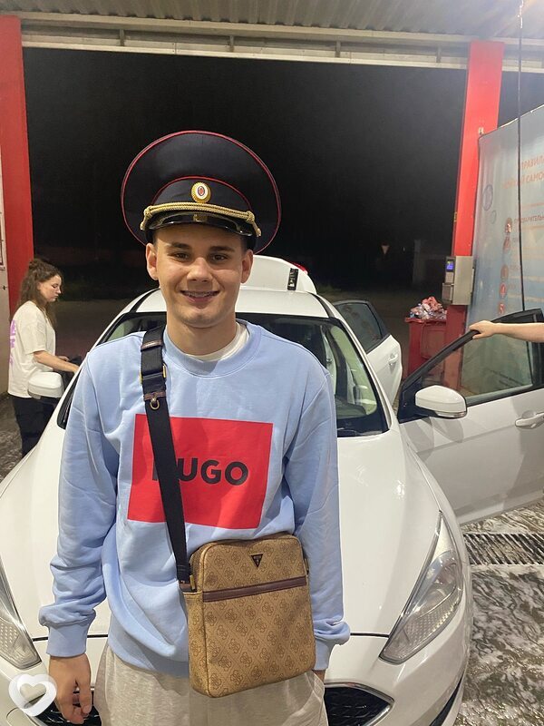 Дима, 20, Москве — анкета №1316930