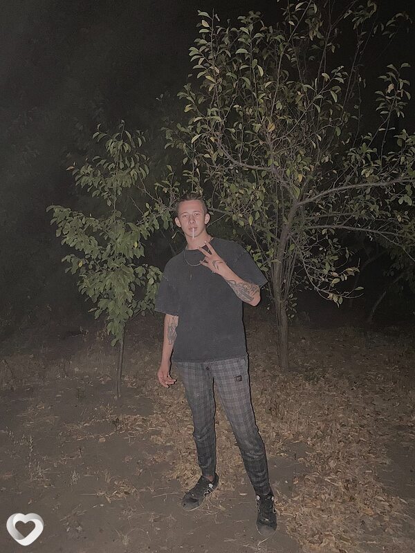 Алексей, 20, Луганске — анкета №1317720