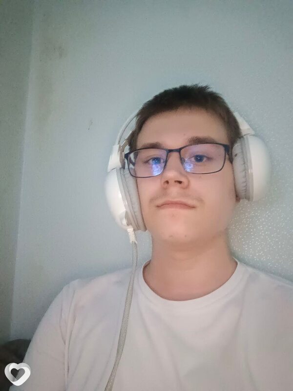 Павел, 21, Тольятти — анкета №1318222