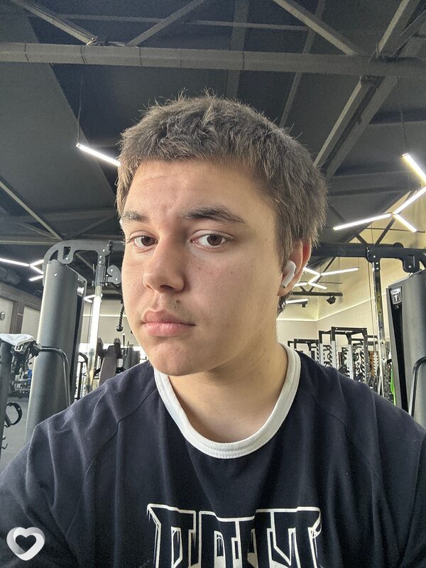 Ильшат, 20, Москве — анкета №1318440