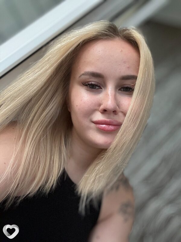Лиза, 23, Апатитах — анкета №1318608