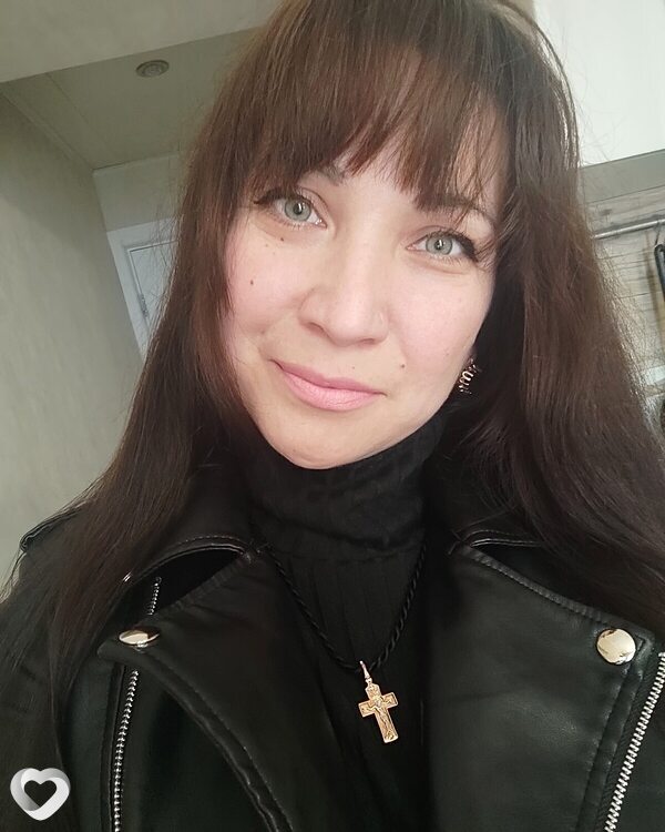 Анна, Армянск