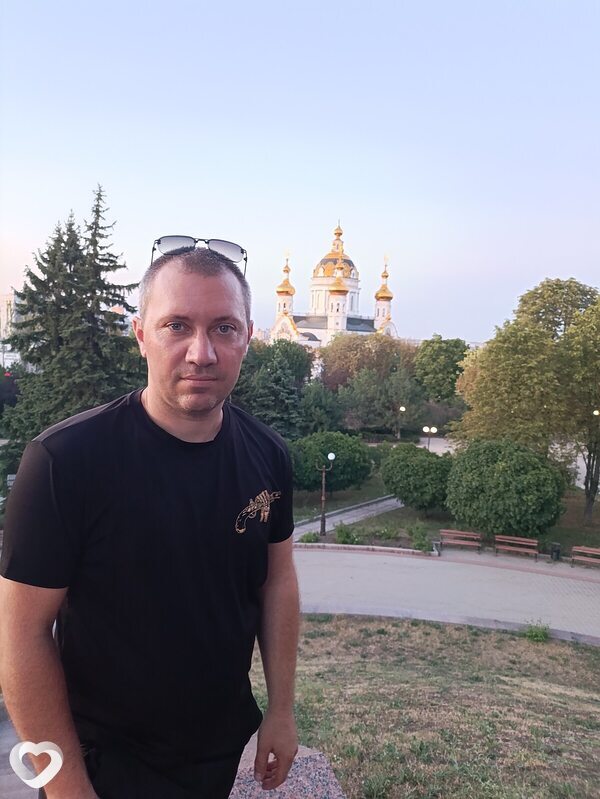 Денис, 39, Новошахтинске — анкета №1320122
