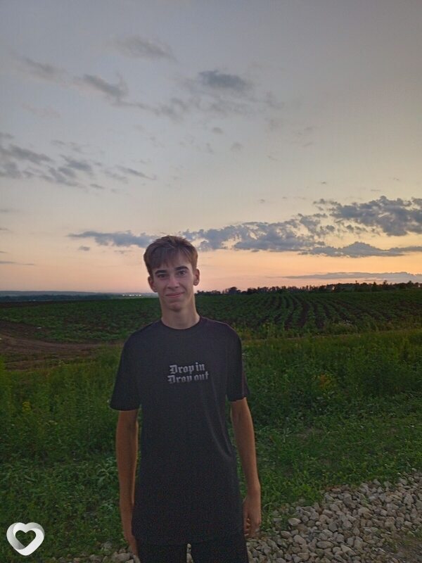 Денис, 21, Ясном — анкета №1320223