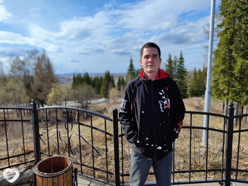 Максим, 22, Москве — анкета №1320325