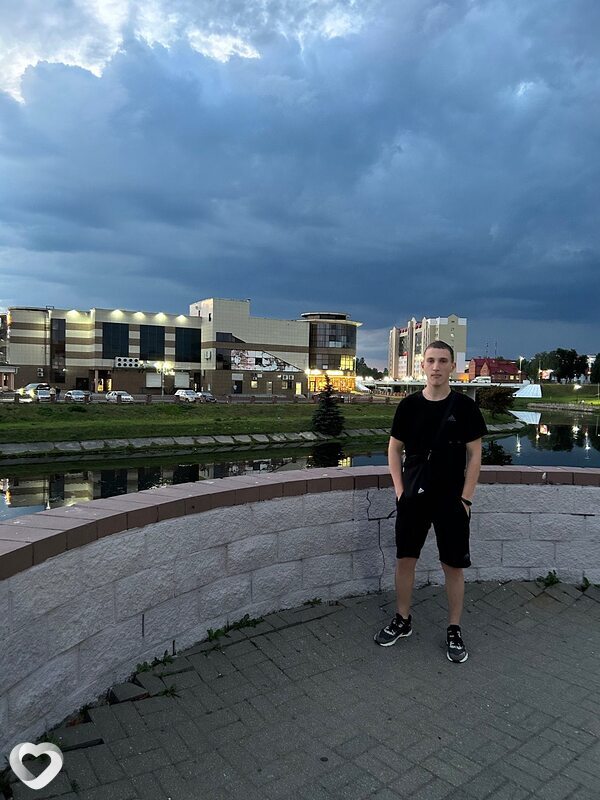 Иван, 23, Орше — анкета №1320764