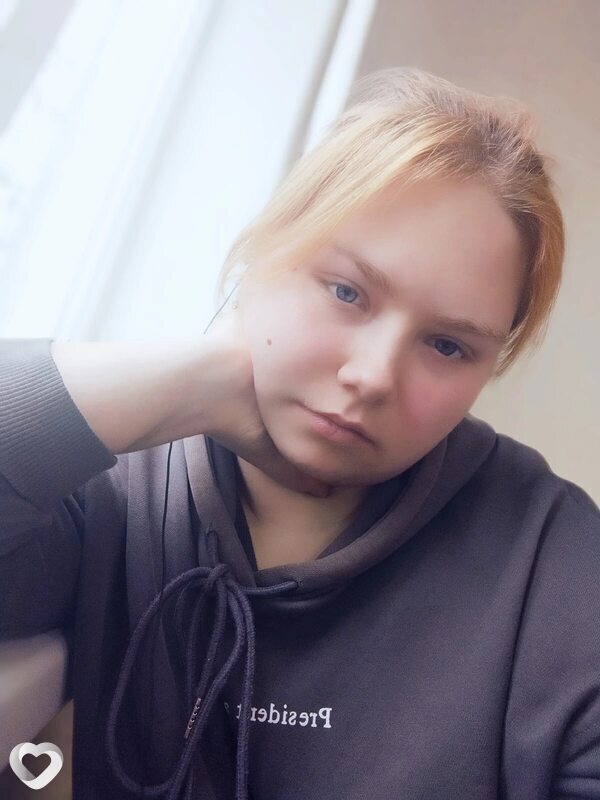 Анна, 23, Твери — анкета №1321386