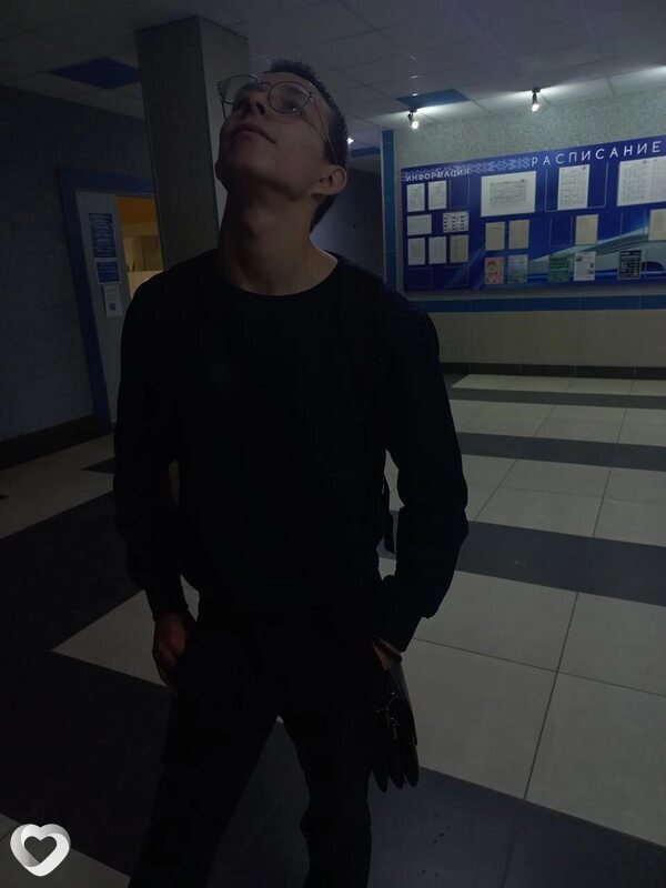 Эдуард, 21, Минске — анкета №1322679
