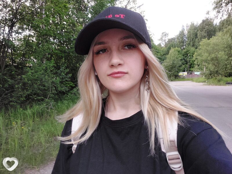 Настя, 22, Пскове — анкета №1322787