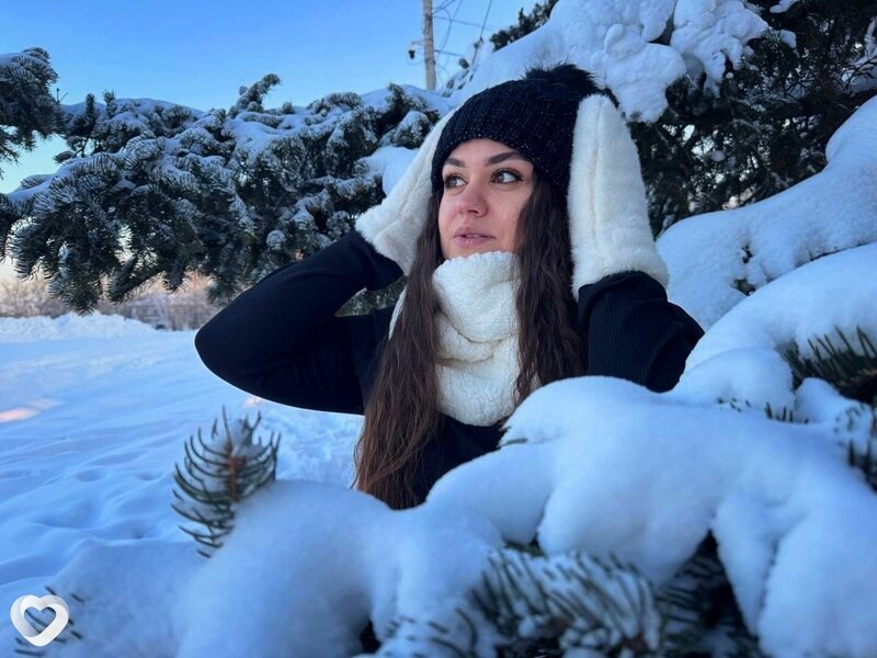 Ангелина, Свободный