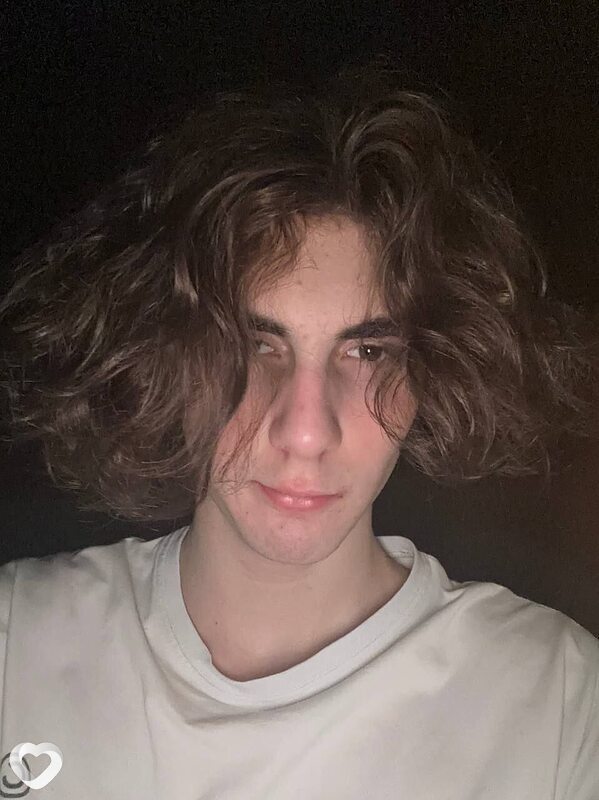Алексей, 22, Москве — анкета №1323428