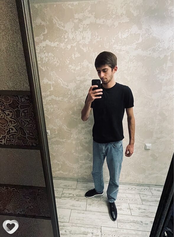 Артём, 27, Сочи — анкета №1324176