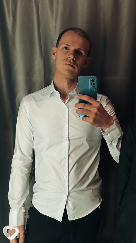 Виктор, 26, Москве — анкета №1324179