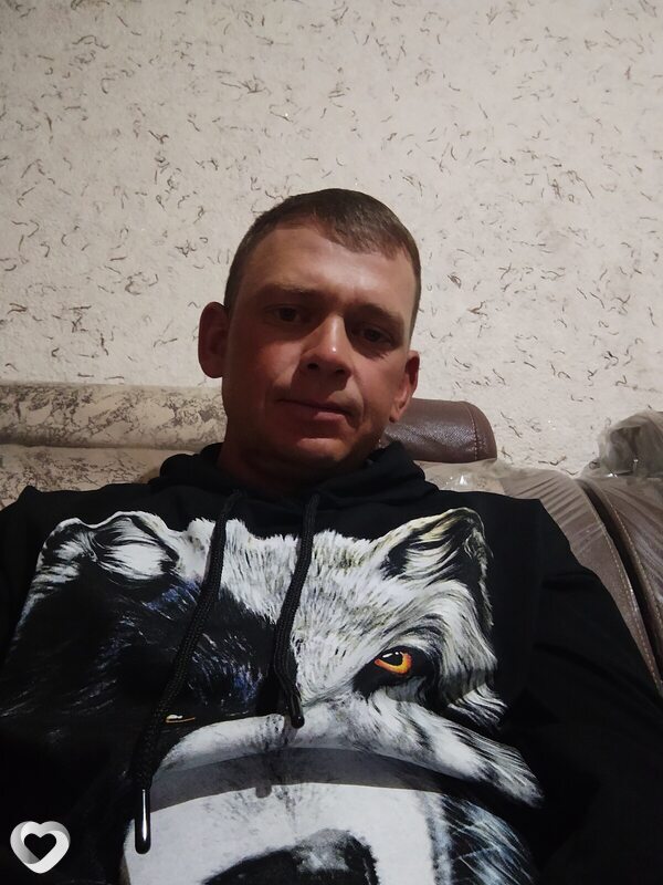 Artyr, Ангрен