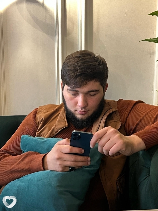 Малик, 25, Москве — анкета №1326128
