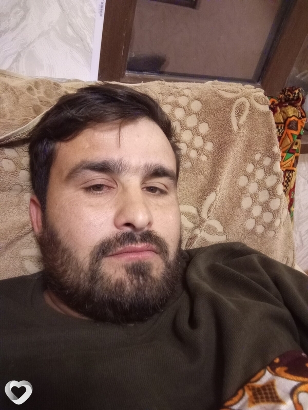 Али, 22, Барнауле — анкета №1327171