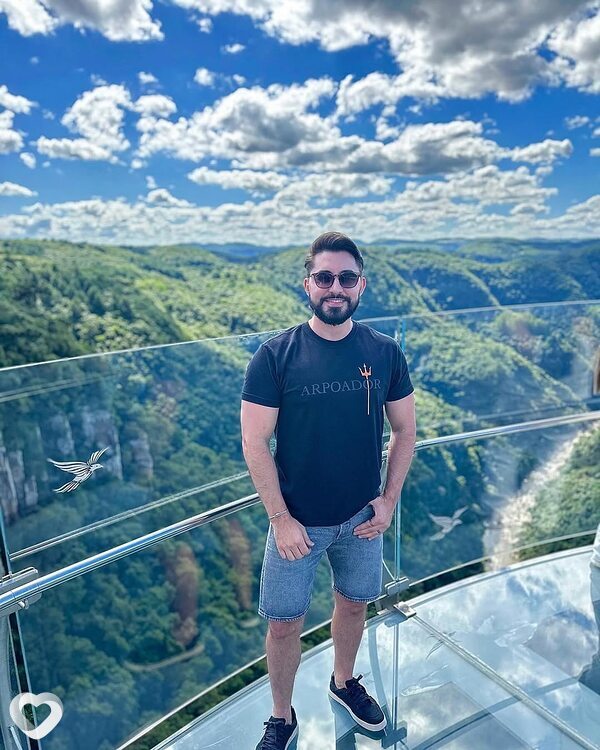 Александр, 20, Москве — анкета №1327851