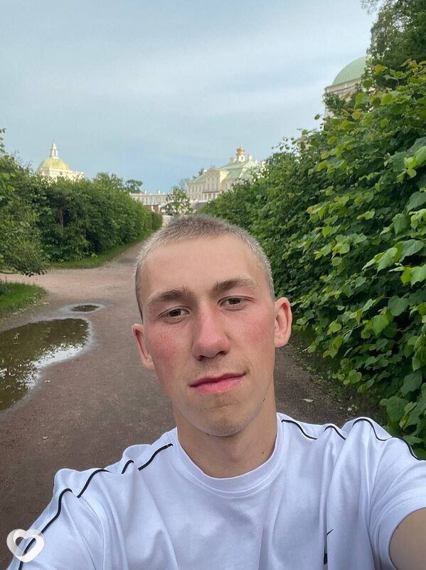 Александр, 22, Калининграде — анкета №1328094