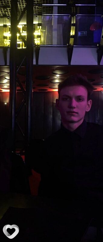 Артём, 21, Красноярске — анкета №1328158