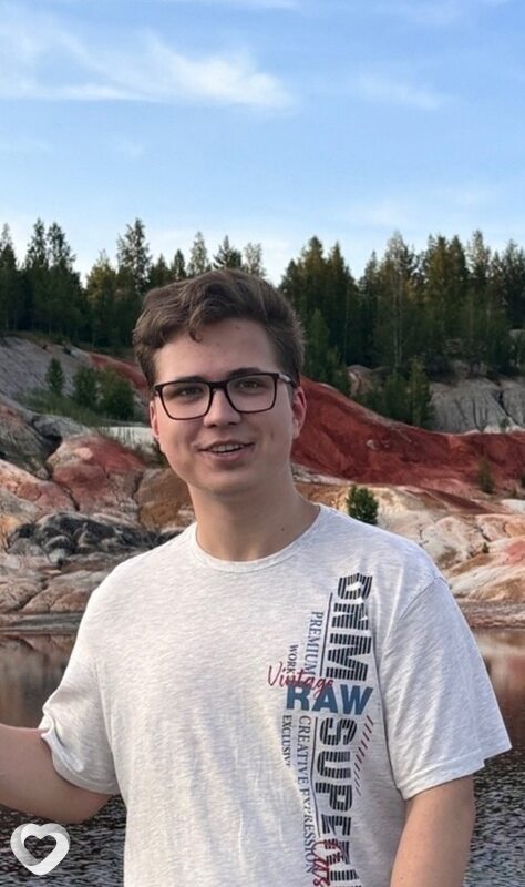 Максим, 23, Екатеринбурге — анкета №1328312