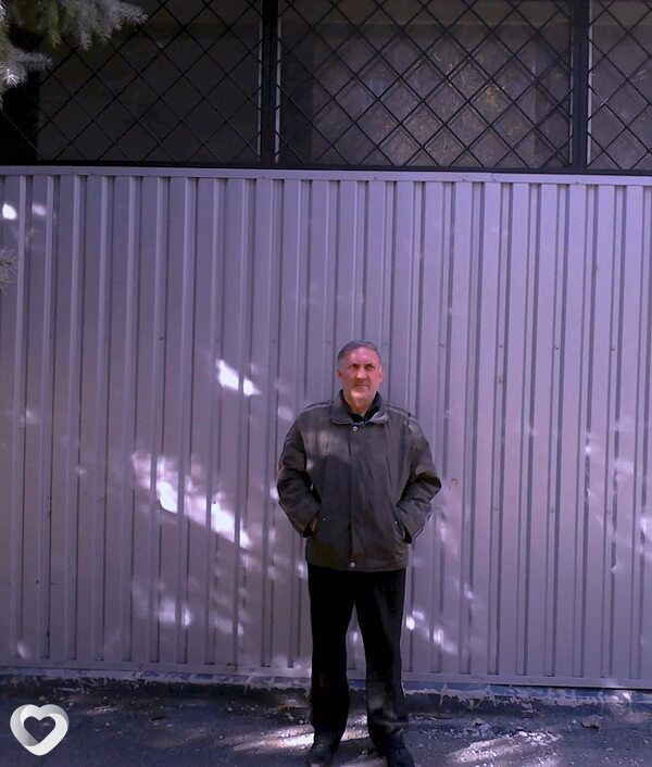 Дмитрий, 64, Луганске — анкета №1328754