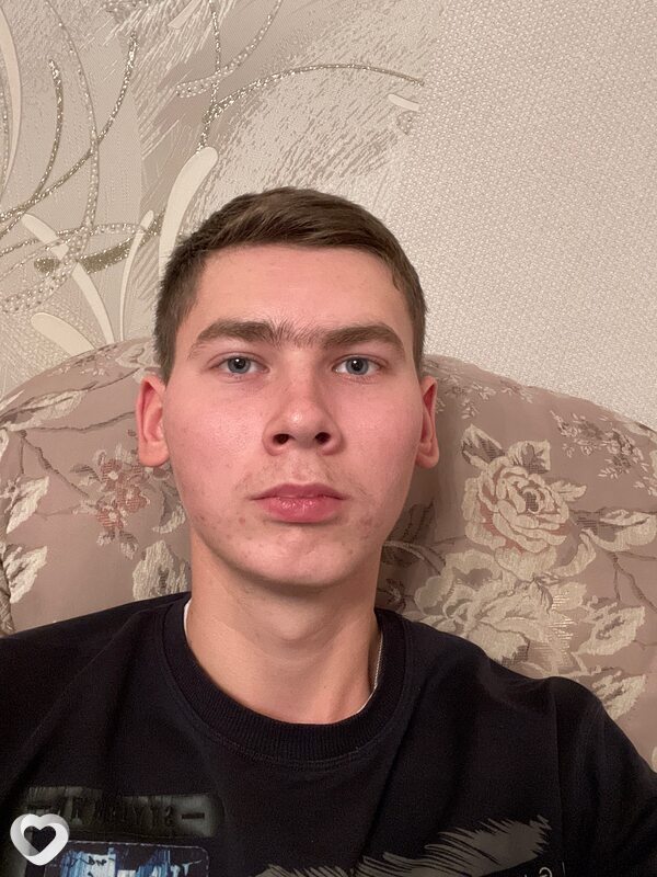 Артём, 22, Тюмени — анкета №1329725