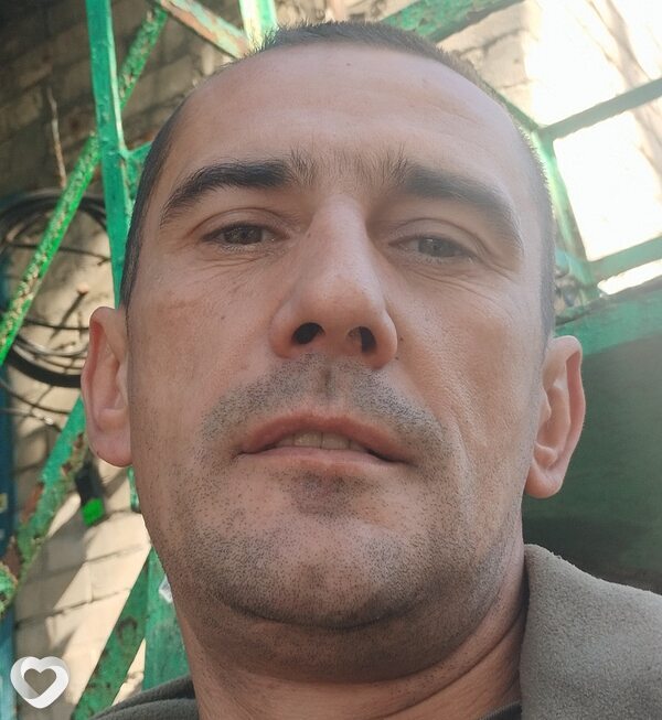 Артем, 40, Луганске — анкета №1329697