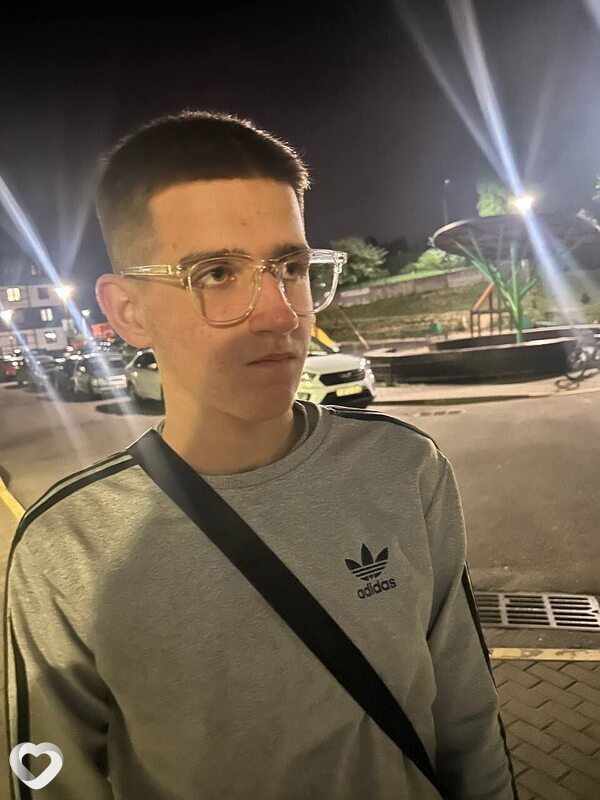 Иван, 20, Минске — анкета №1329711