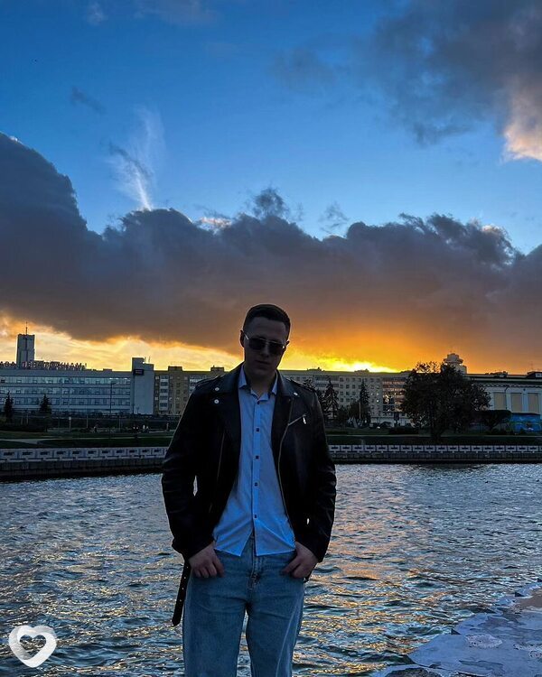 Илья, 22, Гродно — анкета №1330471