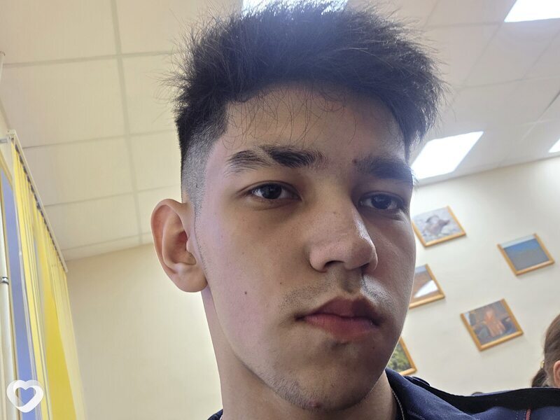 Марк, 20, Иванове — анкета №1330719