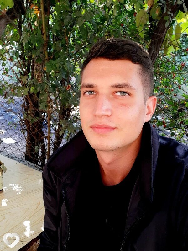 Данила, 25, Москве — анкета №1330731