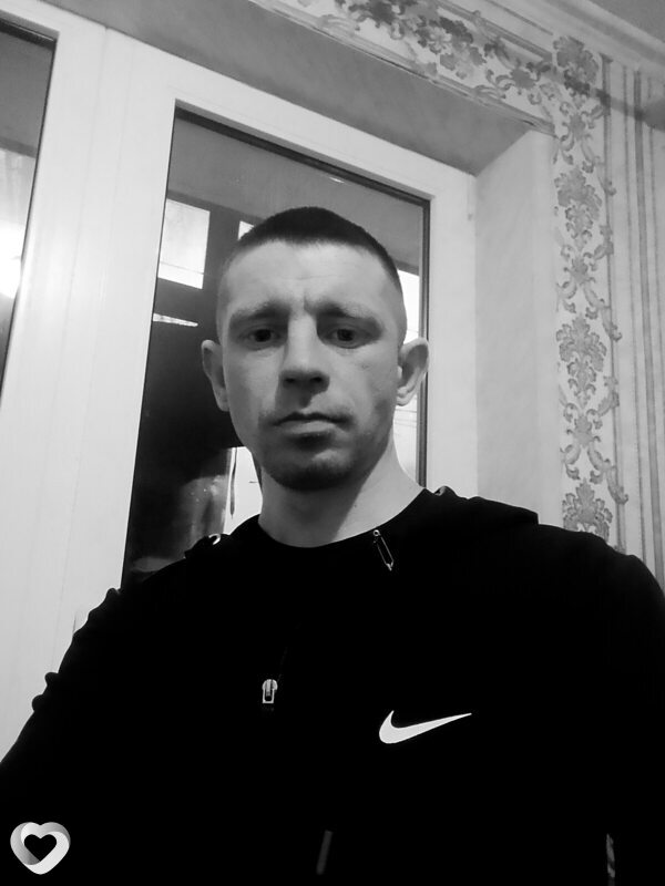 Серега Таратута, 35, Великом Новгороде — анкета №1330627