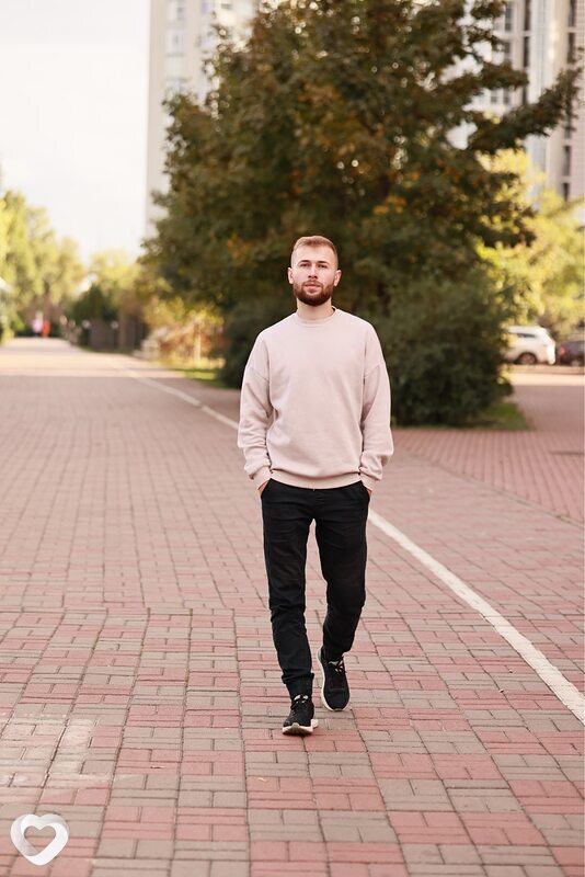 Данііл, 27, Киеве — анкета №1331569