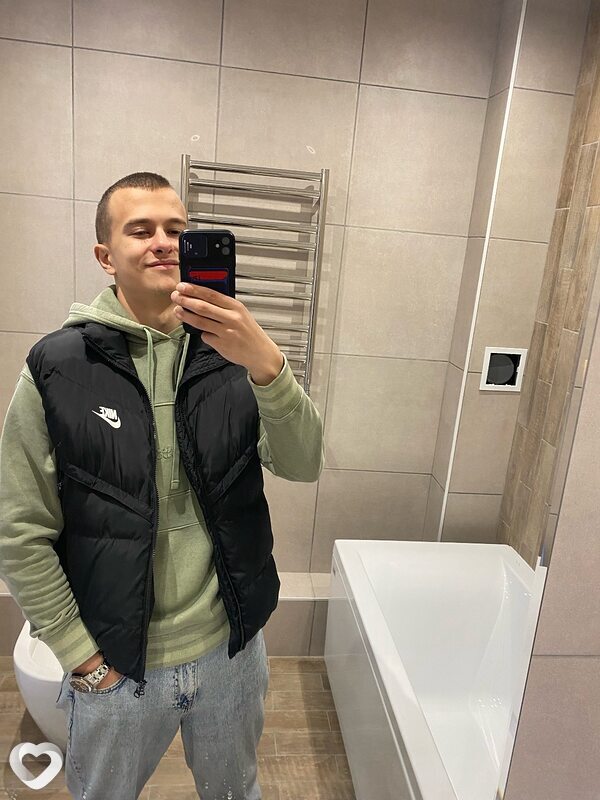 Вячеслав, 22, Москве — анкета №1333432