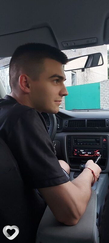 Артем, 23, Москве — анкета №1333615