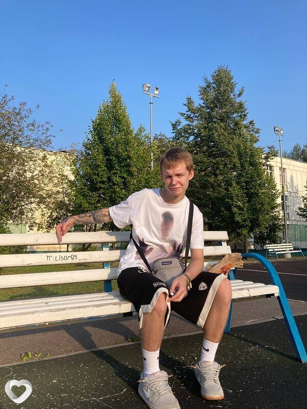 Илья, 20, Москве — анкета №1334201