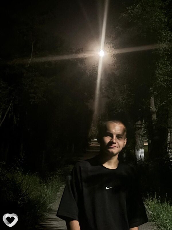 Матвей, 21, Шахтинске — анкета №1334221