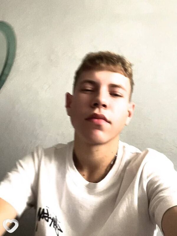 Богдан, 20, Минске — анкета №1335639